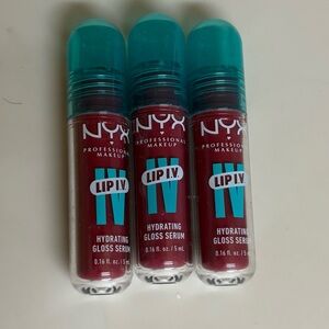 NYX Berry Thirsty Lip Gloss with Teal Cap